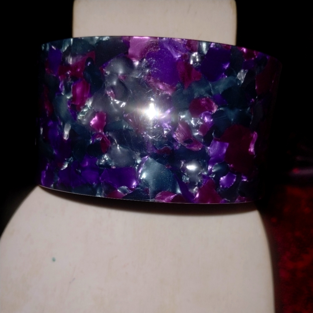 Paparazzi acrylic cuff bracelet